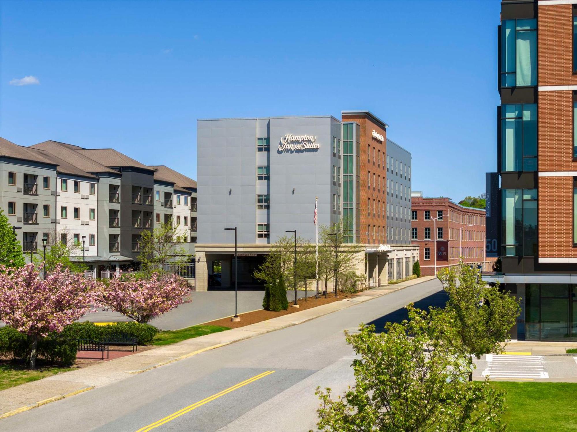 Hampton Inn & Suites-Worcester, Ma Dış mekan fotoğraf